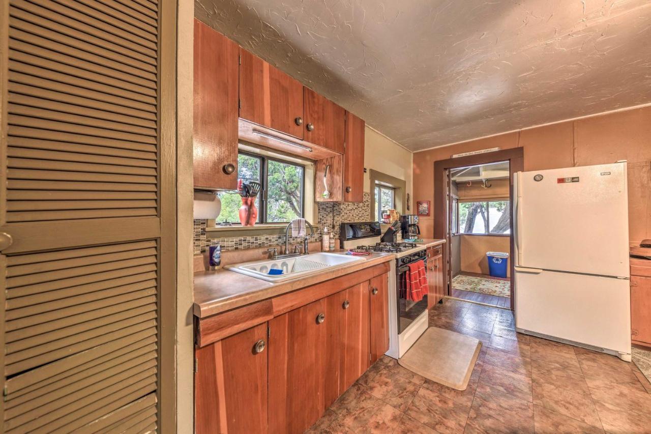 Cozy High Rolls Cottage Near Hiking Trails! Cloudcroft Exterior photo