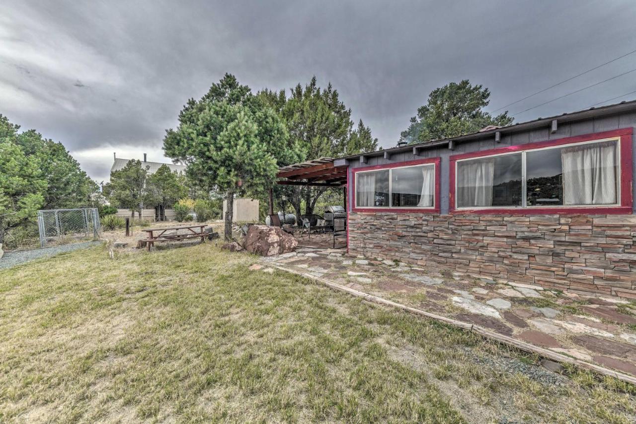 Cozy High Rolls Cottage Near Hiking Trails! Cloudcroft Exterior photo